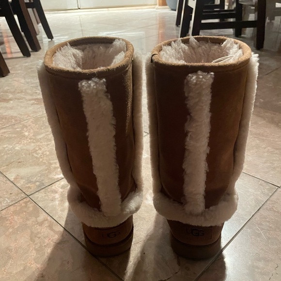 Ugg boots (children) - Picture 1 of 3